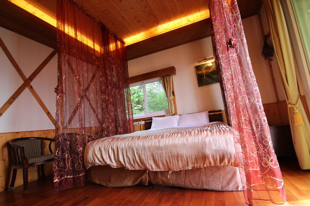 Cingjing Vienna Pleasance Cottage เหรินอ้าย ภายนอก รูปภาพ