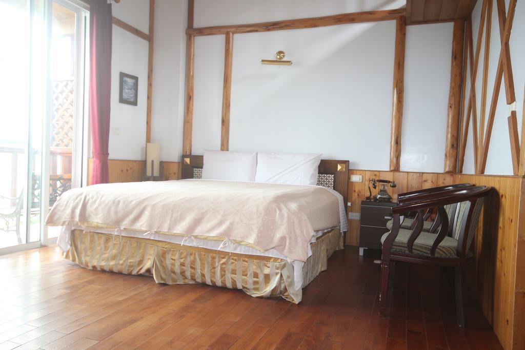 Cingjing Vienna Pleasance Cottage เหรินอ้าย ภายนอก รูปภาพ