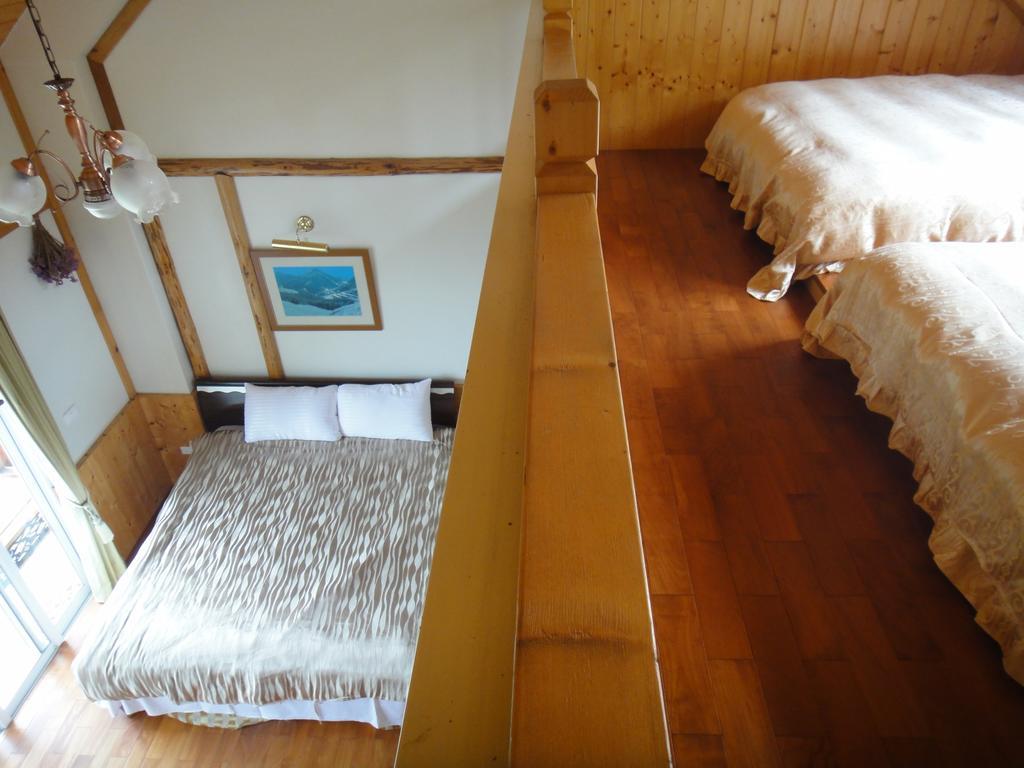 Cingjing Vienna Pleasance Cottage เหรินอ้าย ภายนอก รูปภาพ
