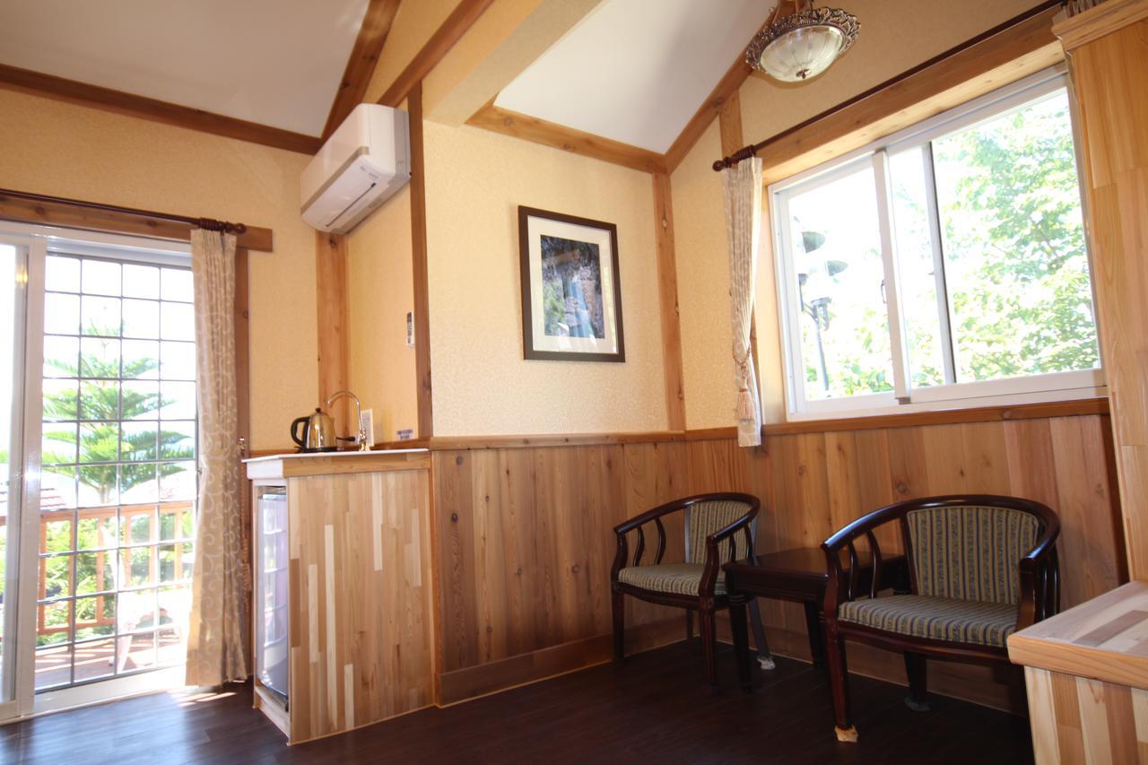 Cingjing Vienna Pleasance Cottage เหรินอ้าย ภายนอก รูปภาพ