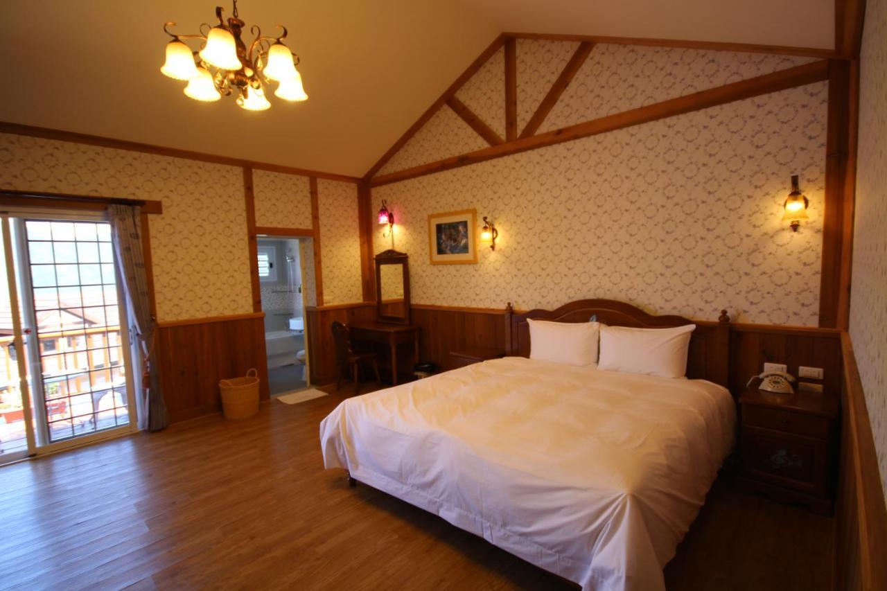 Cingjing Vienna Pleasance Cottage เหรินอ้าย ภายนอก รูปภาพ