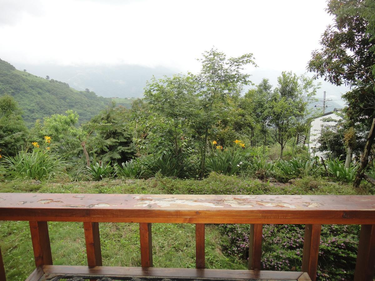 Cingjing Vienna Pleasance Cottage เหรินอ้าย ภายนอก รูปภาพ