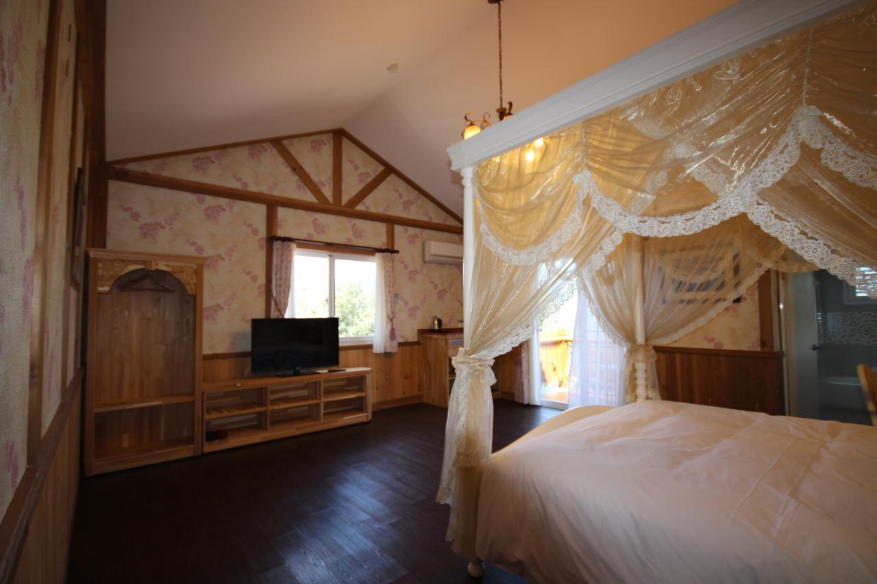 Cingjing Vienna Pleasance Cottage เหรินอ้าย ภายนอก รูปภาพ